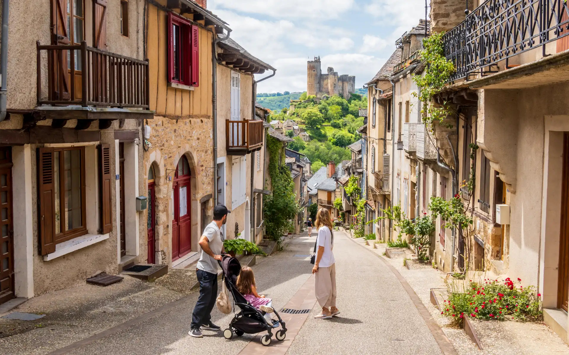 Najac village medieval tourisme tarn